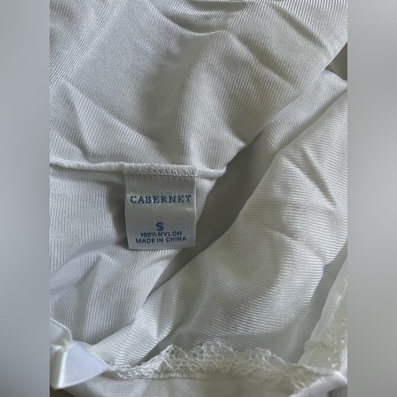 Cabernet Nylon Tank Top - Picture 4 of 4